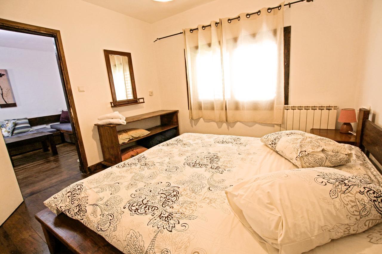 Odem Country Lodging Bed & Breakfast Exterior photo
